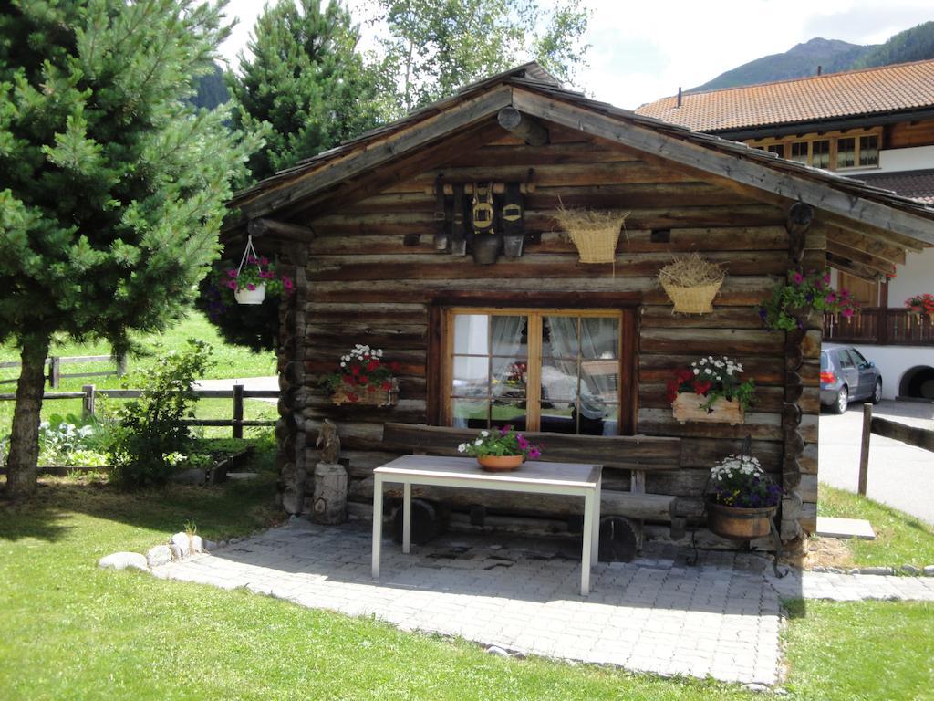 B&B Stiffler-Huus Davos Exterior photo